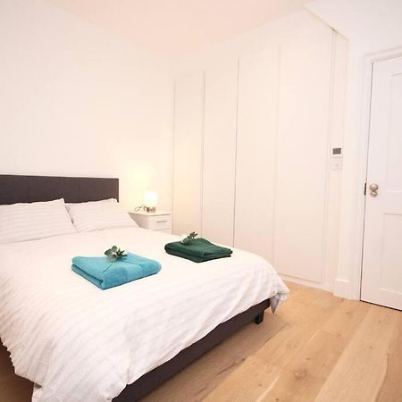 דירות לונדון Lovely Flat In Baker Street מראה חיצוני תמונה